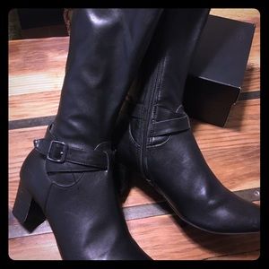 Black boots, Size 8m, Wide Calf. Like new